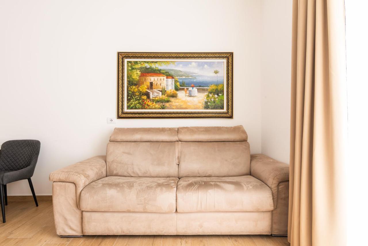 Casa Mia Milano Malpensa Apartment กัลลาราเต ภายนอก รูปภาพ