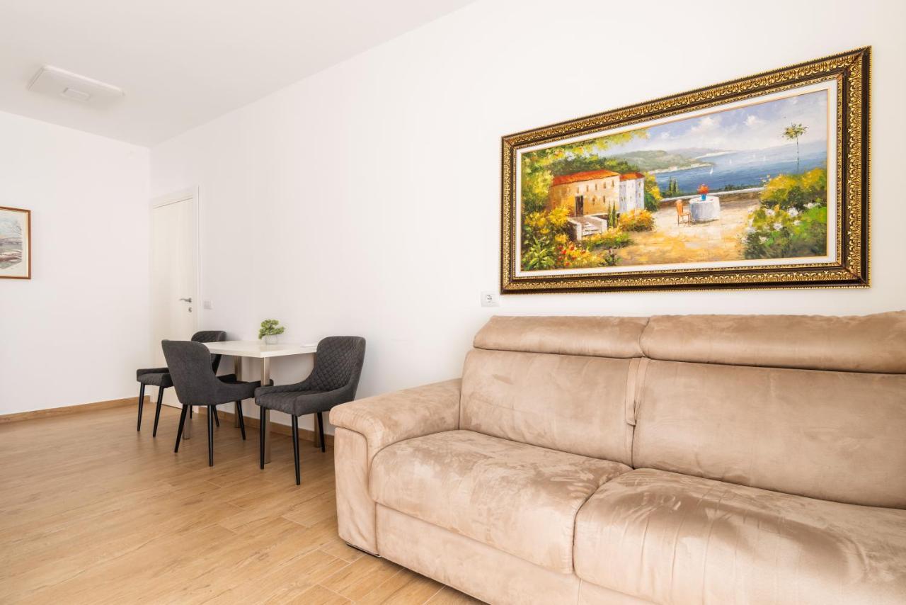 Casa Mia Milano Malpensa Apartment กัลลาราเต ภายนอก รูปภาพ