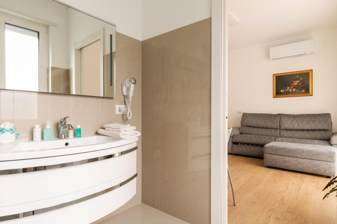 Casa Mia Milano Malpensa Apartment กัลลาราเต ภายนอก รูปภาพ